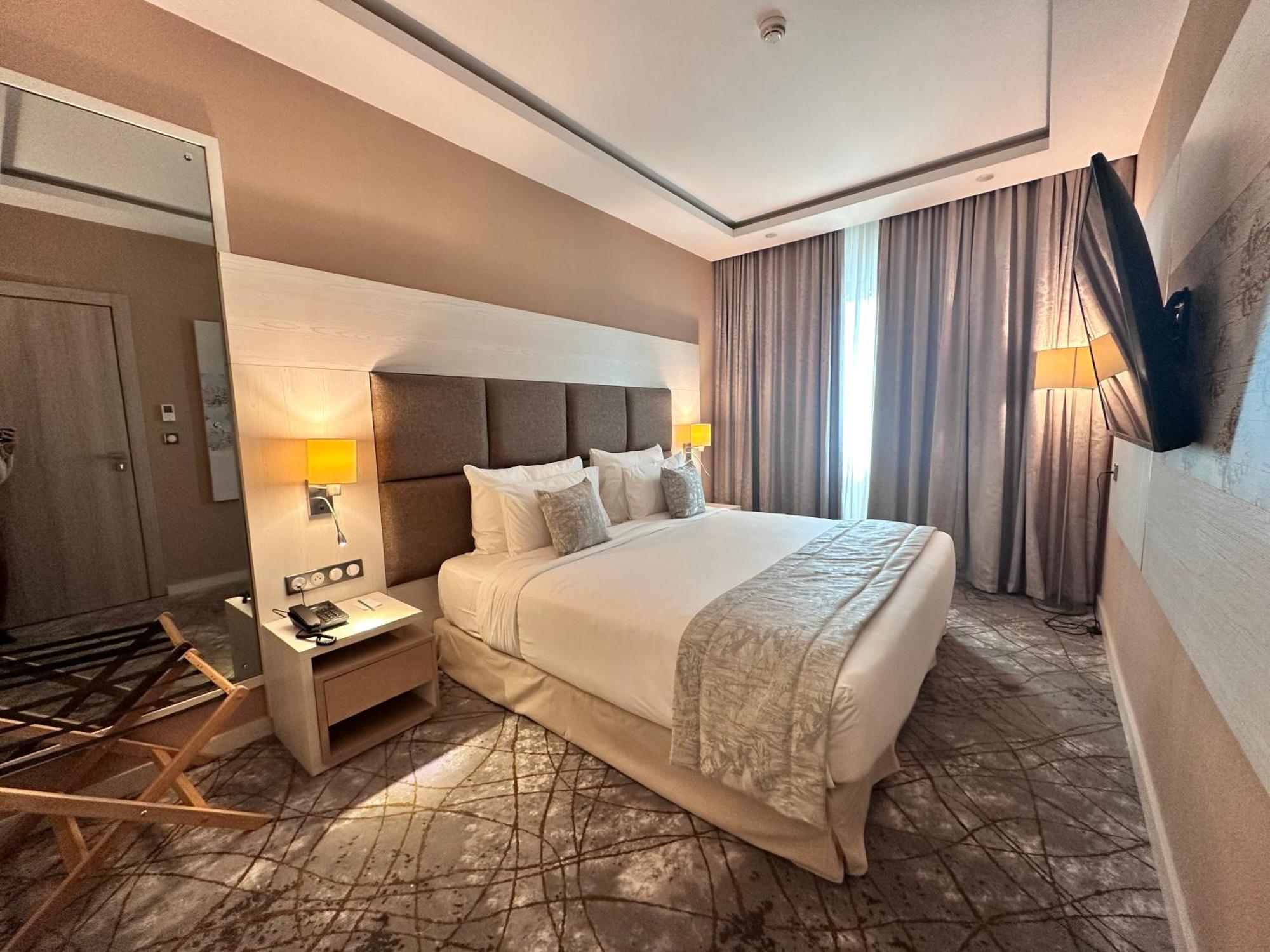 2H Hotel Оран Екстер'єр фото